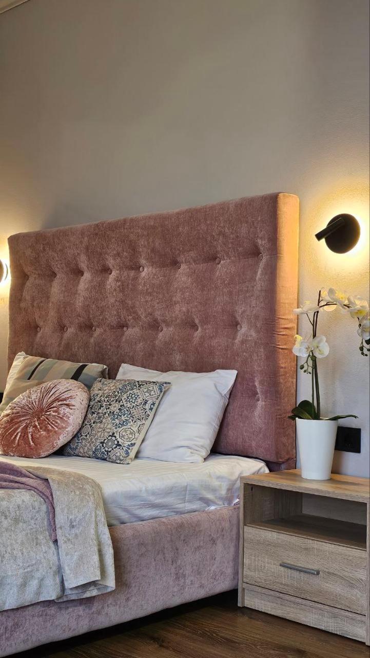 Blue Apartment Мукачево Екстер'єр фото